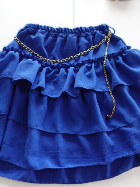 Spódnica mini z falbanką i łańcuszkiem Enfa niebieska