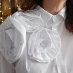 Koszula Mihos z różami 3D biała