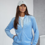 Welurowy komplet dresowy z bomberką pastelowy niebieski Luxe