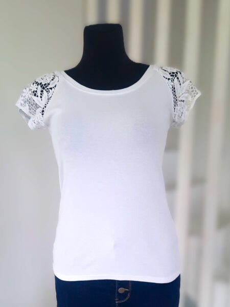 Bluzka bawełniana z koronkowymi rękawkami biała uni